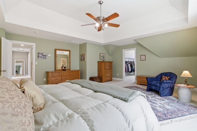 26 Flintlock Road, Salem, NH 03079