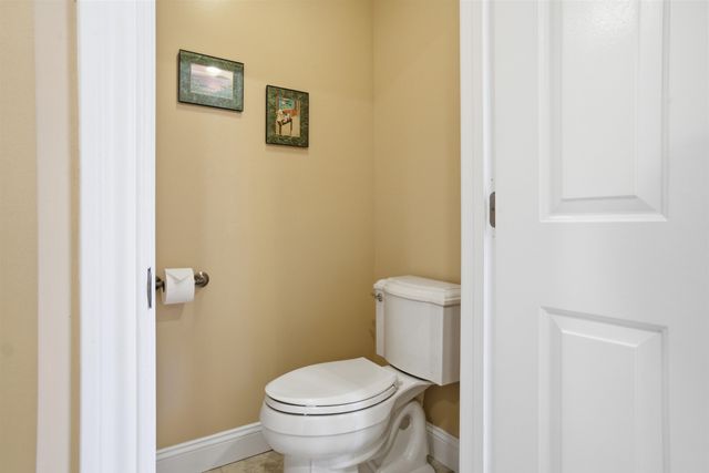 26 Flintlock Road, Salem, NH 03079