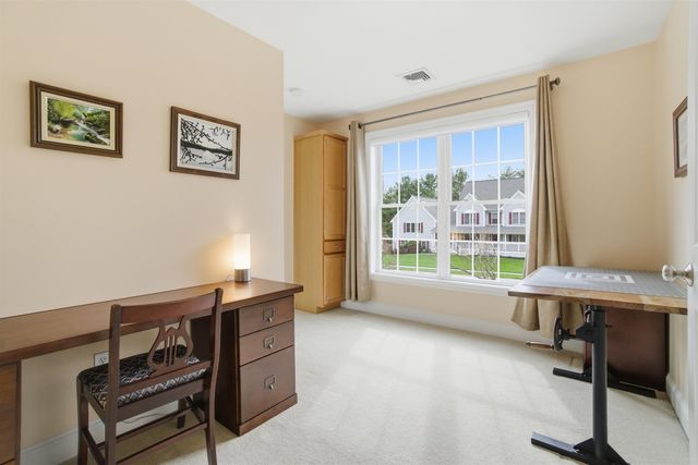 26 Flintlock Road, Salem, NH 03079