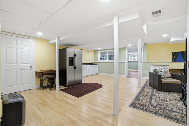 26 Flintlock Road, Salem, NH 03079