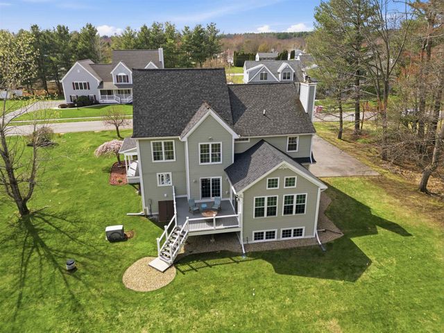 26 Flintlock Road, Salem, NH 03079