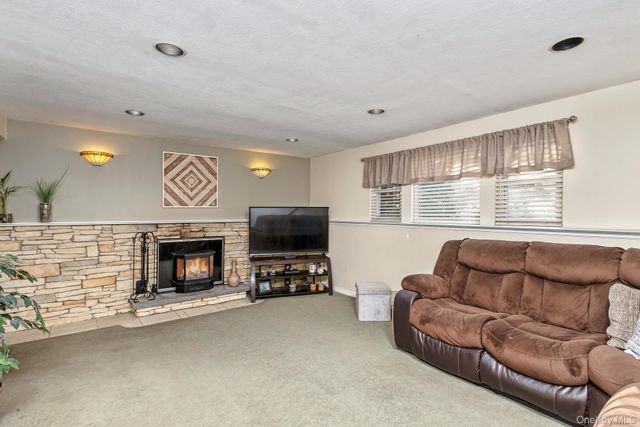 74 Lauren Avenue, Dix Hills, NY 11746