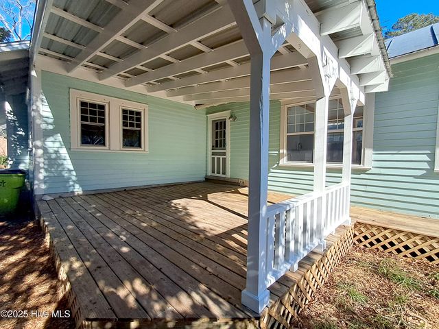 1513 Rhem Avenue, New Bern, NC 28560