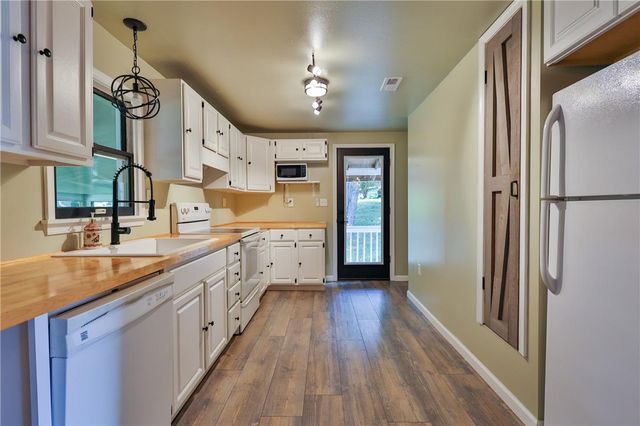 50 Mountain Top Drive, Easton, PA 18042