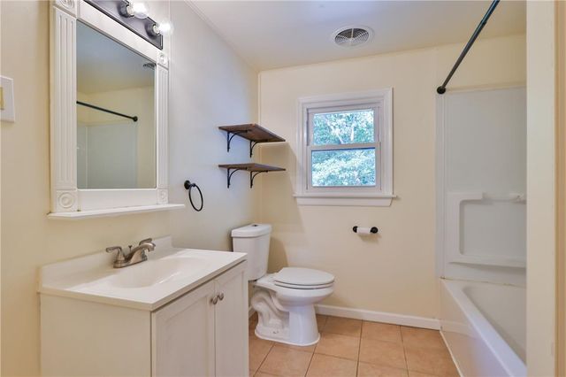 50 Mountain Top Drive, Easton, PA 18042