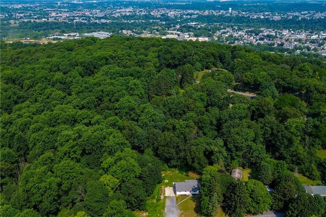 50 Mountain Top Drive, Easton, PA 18042