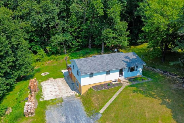 50 Mountain Top Drive, Easton, PA 18042