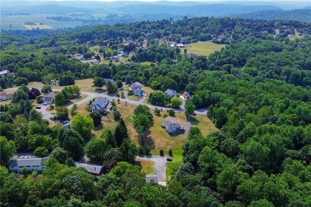 50 Mountain Top Drive, Easton, PA 18042