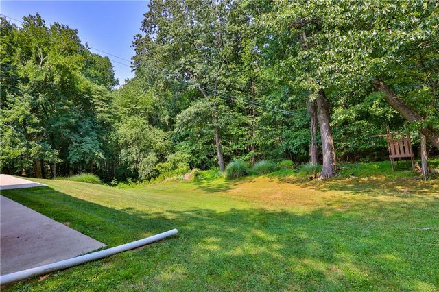 50 Mountain Top Drive, Easton, PA 18042