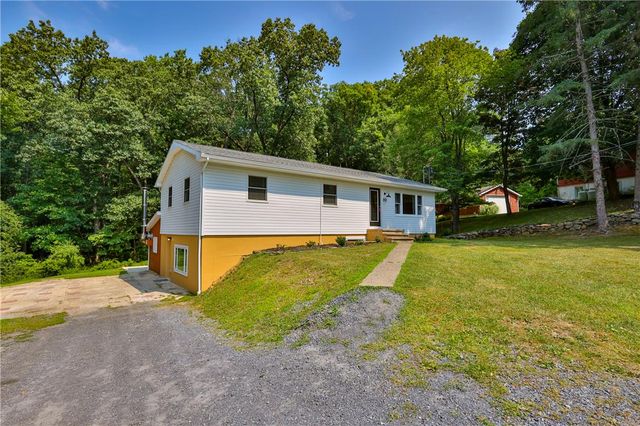 50 Mountain Top Drive, Easton, PA 18042