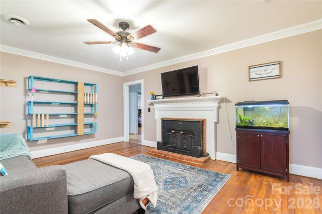 6507 Frieden Church Road, Gibsonville, NC 27249