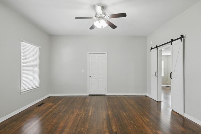 1209 South Garrison Avenue, Carthage, MO 64836