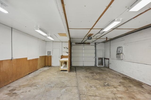 1209 South Garrison Avenue, Carthage, MO 64836