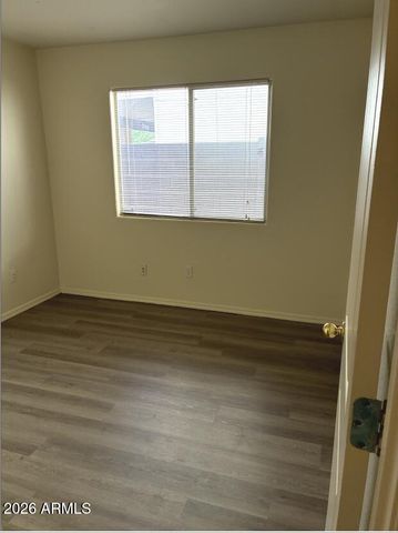 5211 W GLENVIEW Place, Chandler, AZ 85226
