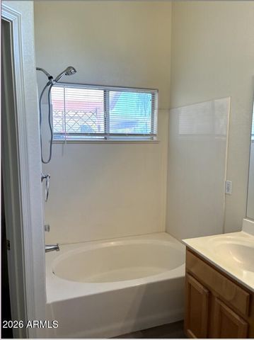 5211 W GLENVIEW Place, Chandler, AZ 85226