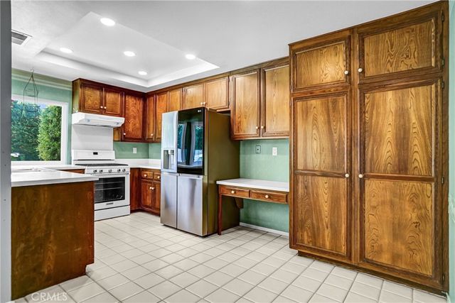 25136 Avenida Rondel, Valencia, CA 91355