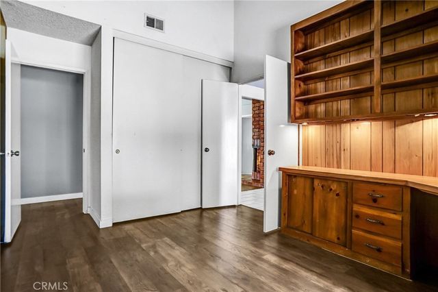 25136 Avenida Rondel, Valencia, CA 91355