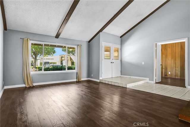 25136 Avenida Rondel, Valencia, CA 91355