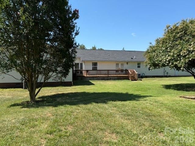 4084 Carpenters Cove Road, Claremont, NC 28610