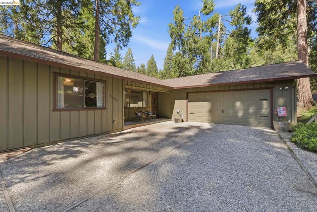 23606 Ontario Dr, Twain Harte, CA 95383