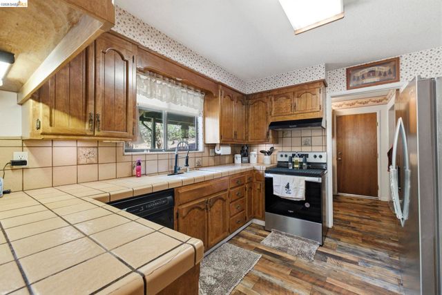 23606 Ontario Dr, Twain Harte, CA 95383