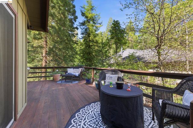 23606 Ontario Dr, Twain Harte, CA 95383