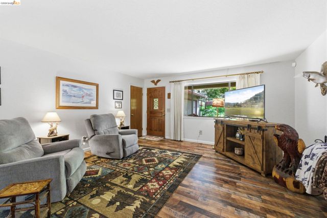 23606 Ontario Dr, Twain Harte, CA 95383