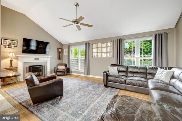 6900 SOUTHRIDGE DR, Mclean, VA 22101