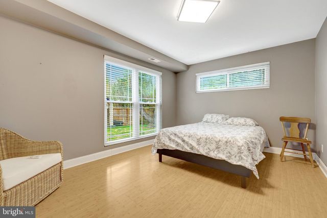 6900 SOUTHRIDGE DR, Mclean, VA 22101