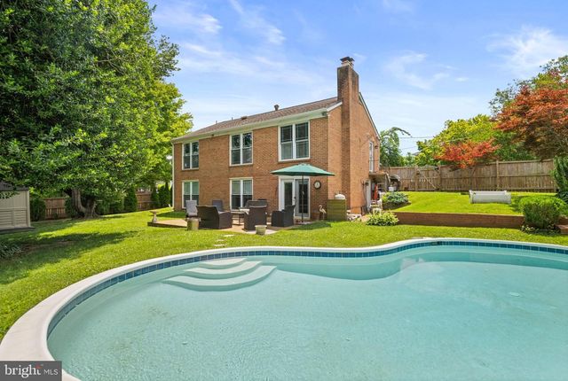 6900 SOUTHRIDGE DR, Mclean, VA 22101