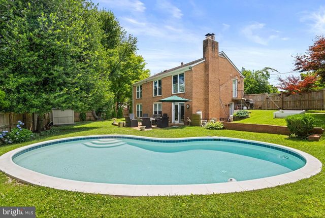 6900 SOUTHRIDGE DR, Mclean, VA 22101