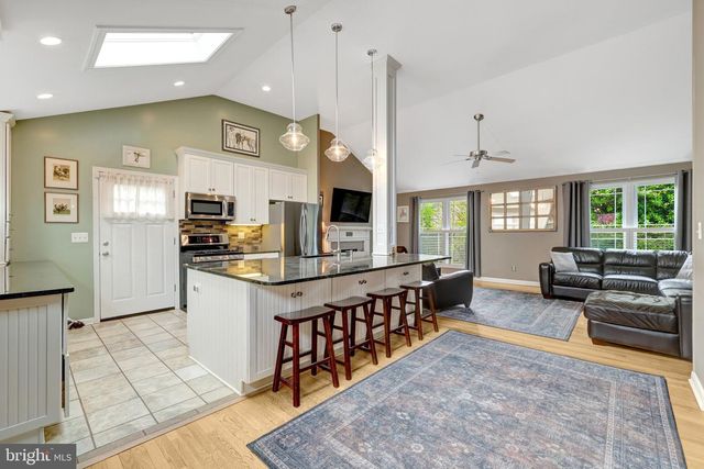 6900 SOUTHRIDGE DR, Mclean, VA 22101