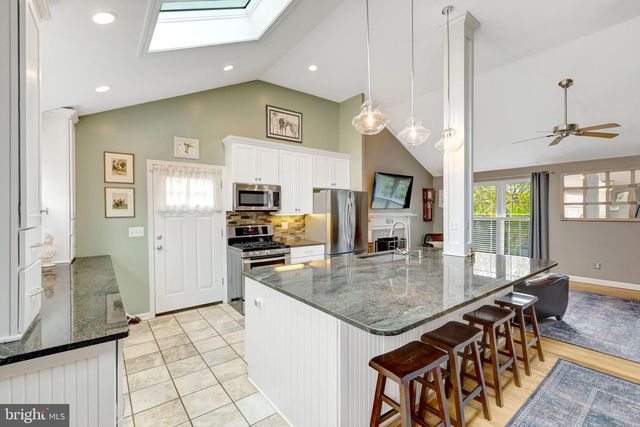 6900 SOUTHRIDGE DR, Mclean, VA 22101