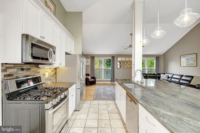 6900 SOUTHRIDGE DR, Mclean, VA 22101