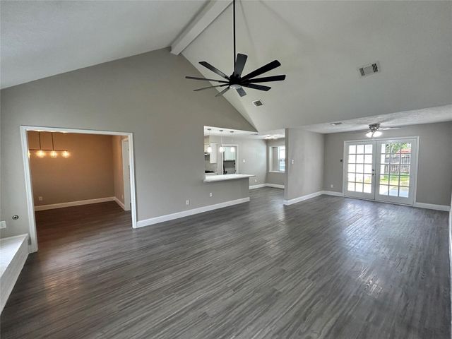 1601 Washington Drive, Deer Park, TX 77536