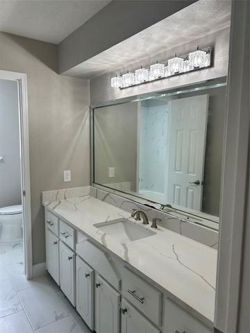 1601 Washington Drive, Deer Park, TX 77536