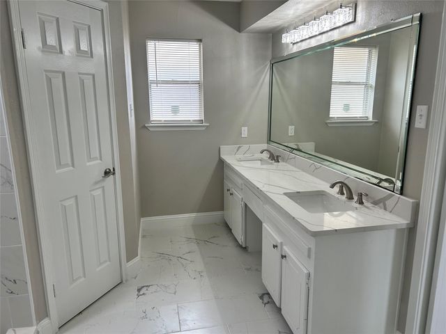 1601 Washington Drive, Deer Park, TX 77536