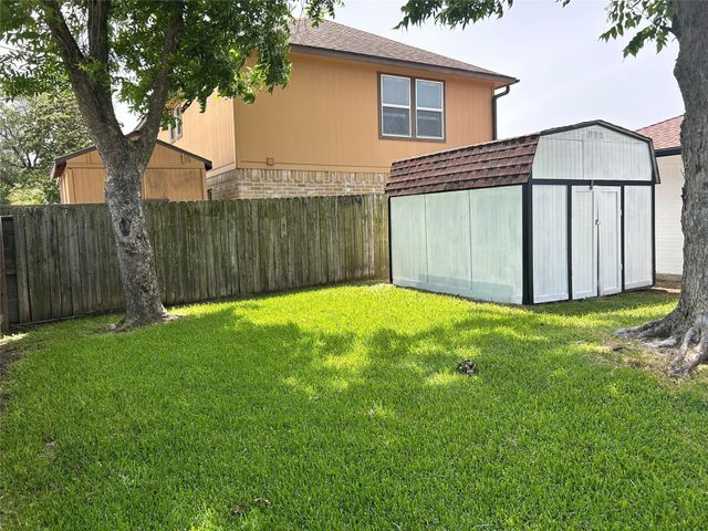 1601 Washington Drive, Deer Park, TX 77536