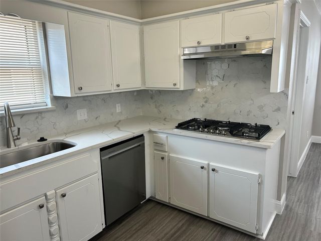 1601 Washington Drive, Deer Park, TX 77536