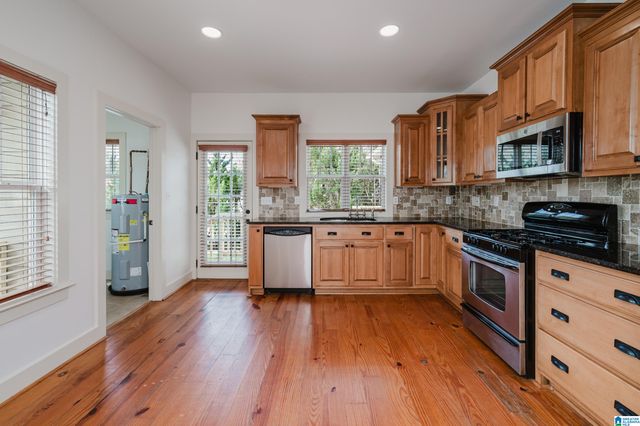 528 55TH PLACE, Birmingham, AL 35212