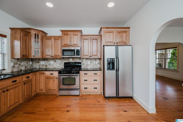 528 55TH PLACE, Birmingham, AL 35212