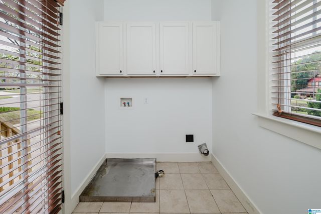 528 55TH PLACE, Birmingham, AL 35212