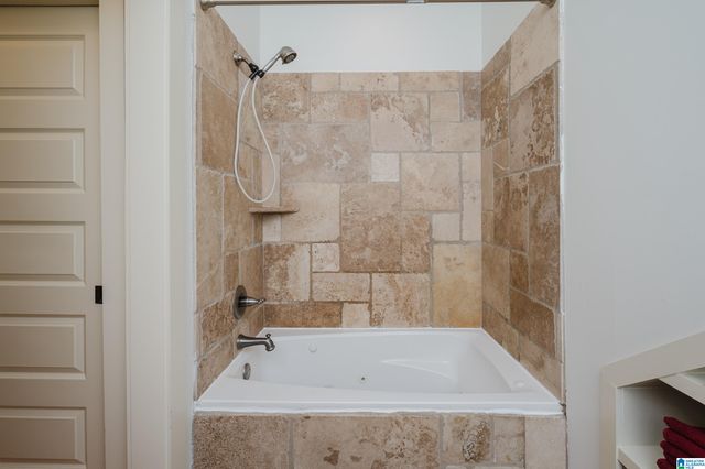 528 55TH PLACE, Birmingham, AL 35212