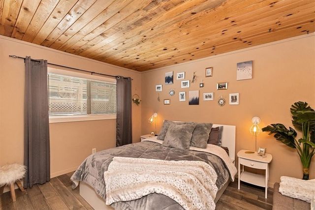 861 Kern, Sugarloaf, CA 92386