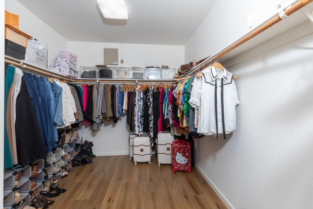 2934 14th Avenue, Kingsburg, CA 93631