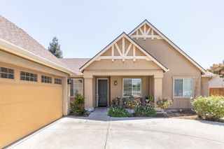 2934 14th Avenue, Kingsburg, CA 93631