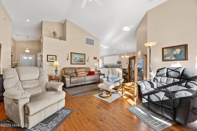 4953 Coronado Drive, Wilmington, NC 28409