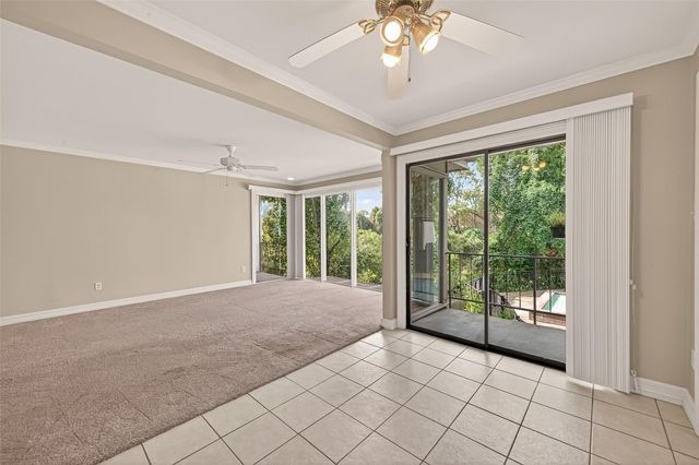 8211 Katy Freeway 19, Houston, TX 77024