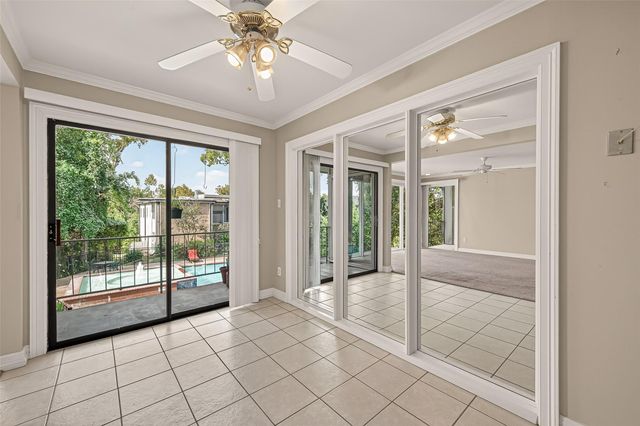 8211 Katy Freeway 19, Houston, TX 77024