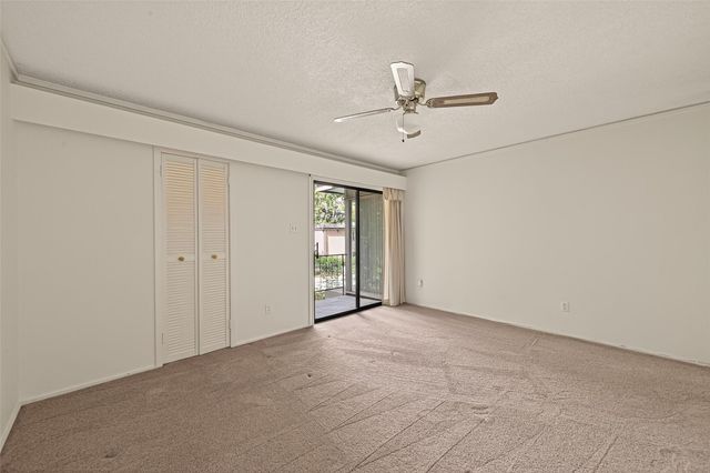 8211 Katy Freeway 19, Houston, TX 77024